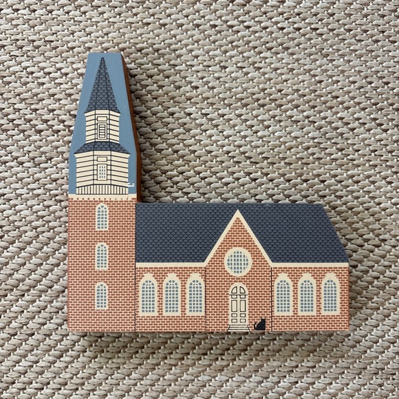 Cat's Meow Village Other - The Cat's Meow Williamsburg Series Bruton Parish 1993